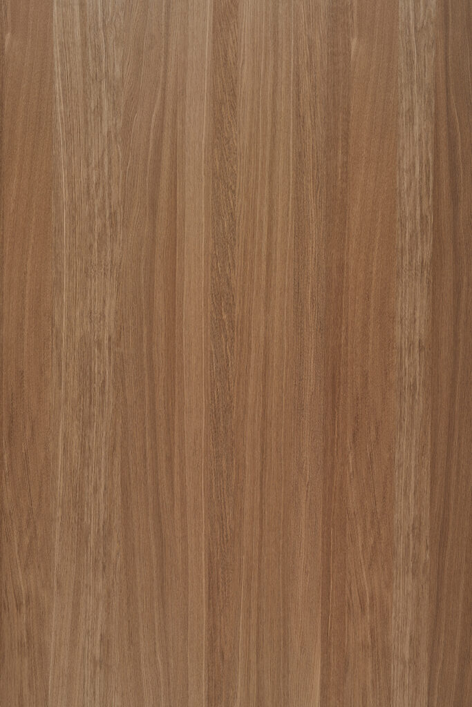 Faneruota plokštė, ąžuolo lukštas, dūminta faneruotė